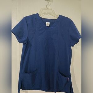 Medium Womens Navy Blue Short Sleeve Scrub Top With Pockets.